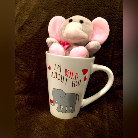 I’M WILD ABOUT YOU COMBO MUG & BABY ELEPHANT PLUSH BY MEGA TOYS. MUG 14 OZ. - Picture 1 of 4